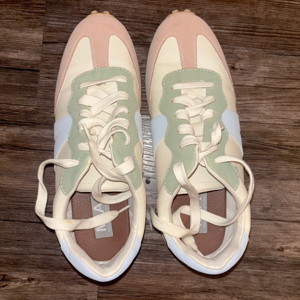 MIA Women's Sneakers in Cream, Green, and Pink